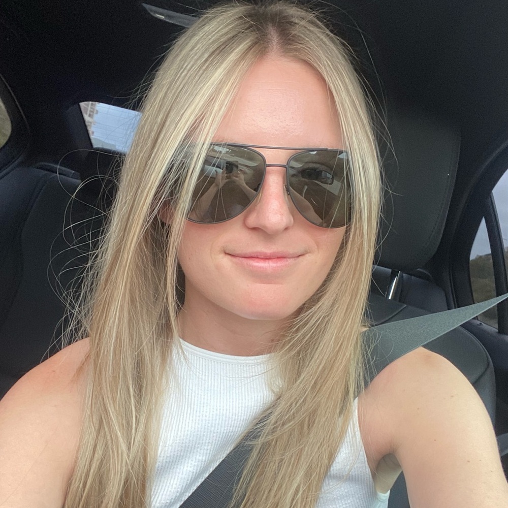 Meet your Posher, Christyn